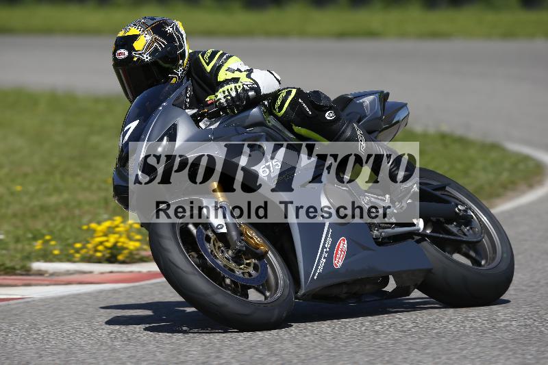 /Archiv-2024/29 12.06.2024 MOTO.CH Track Day ADR/Gruppe rot/17